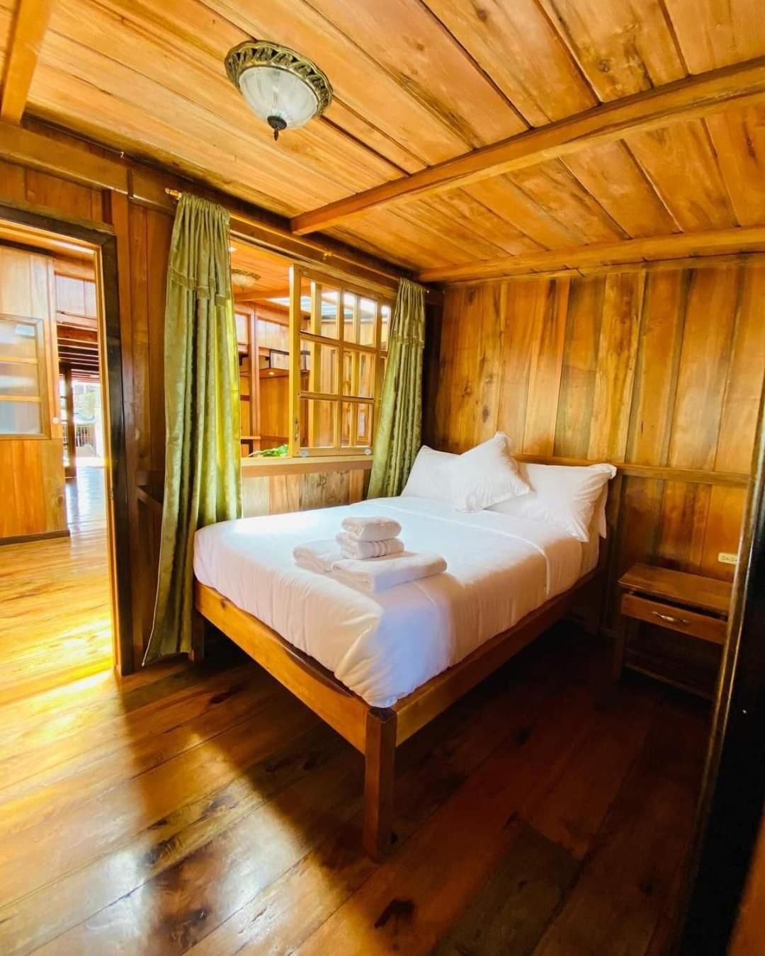 Guayabo Hostal Mindo Extérieur photo