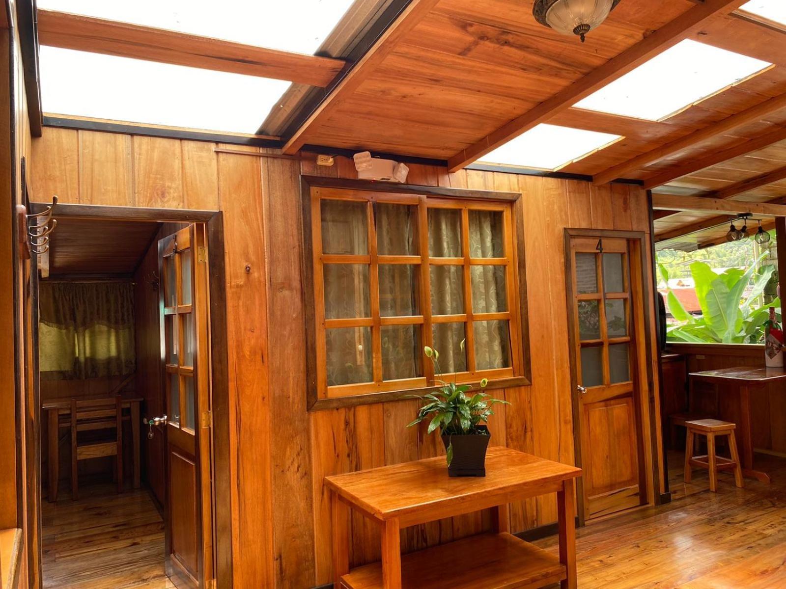 Guayabo Hostal Mindo Extérieur photo